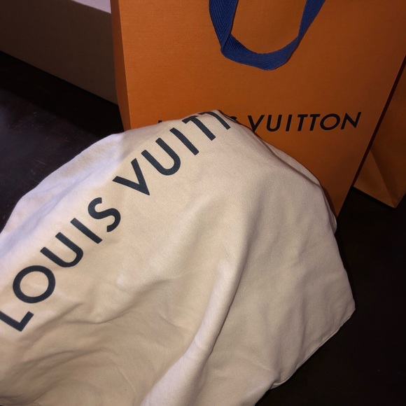 Louis Vuitton original bag - Picture 3 of 5